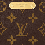 Pochette Liv Monogram